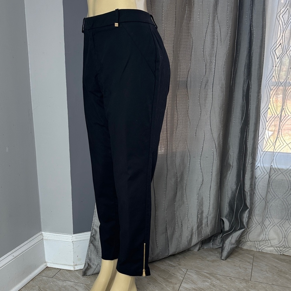 Calvin Klein Women’s trousers decorated w\a gold zipper at the heels.black Sz 12